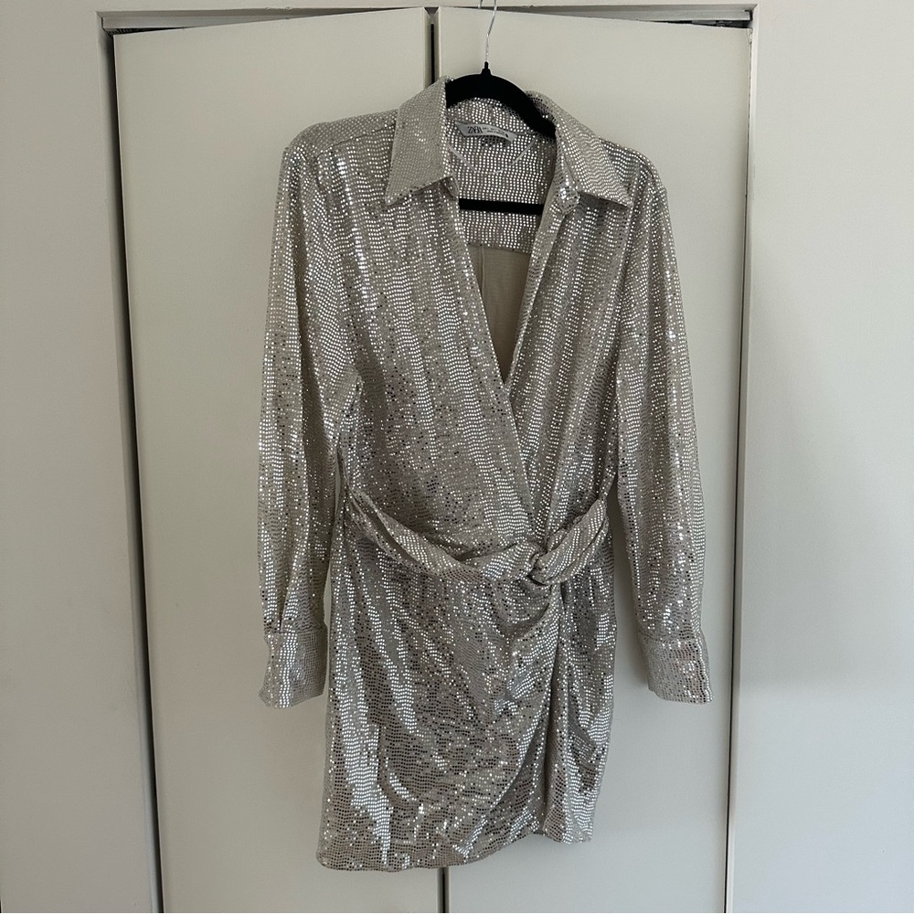 EUC Zara Silver Sequin Long Sleeve Mini Dress